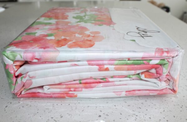 Sky Blushing Hydrangea Collection Full /Queen Duvet Cover & Shams Set - Image 5