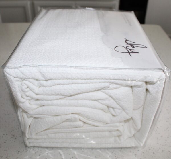 Sky Woven Lattice 100% Cotton 3.-pc FULL/QUEEN Duvet Cover Set  White - Image 4