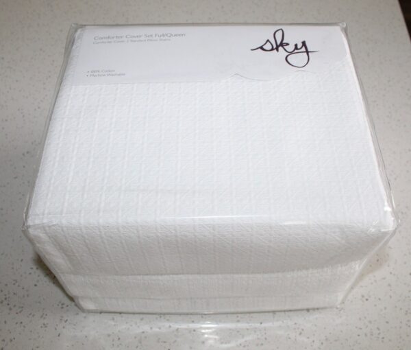 Sky Woven Lattice 100% Cotton 3.-pc FULL/QUEEN Duvet Cover Set  White - Image 3